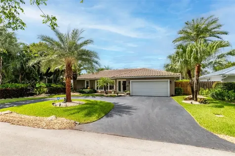 2750 SE 4th Street Pompano Beach FL 33062