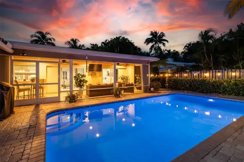 2750 SE 4th Street Pompano Beach FL 33062