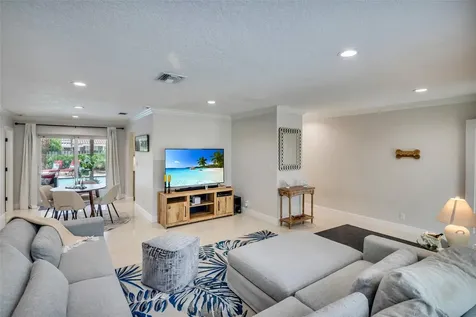 2750 SE 4th Street Pompano Beach FL 33062