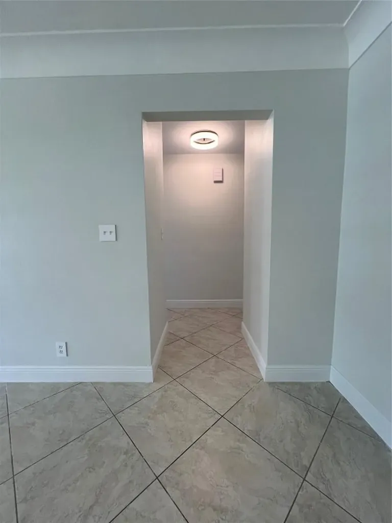 4800 NE 21st Avenue Fort Lauderdale FL 33308