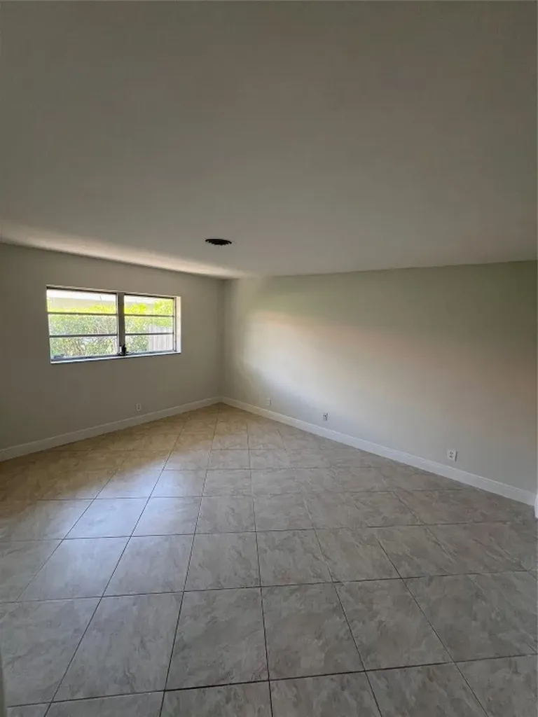 4800 NE 21st Avenue Fort Lauderdale FL 33308