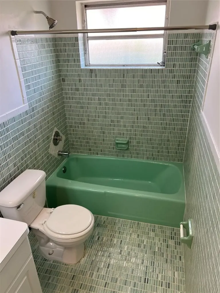 4800 NE 21st Avenue Fort Lauderdale FL 33308
