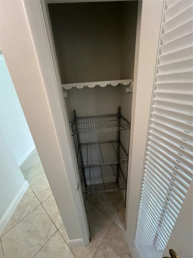 4800 NE 21st Avenue Fort Lauderdale FL 33308