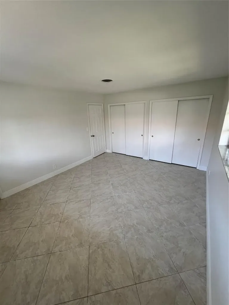 4800 NE 21st Avenue Fort Lauderdale FL 33308