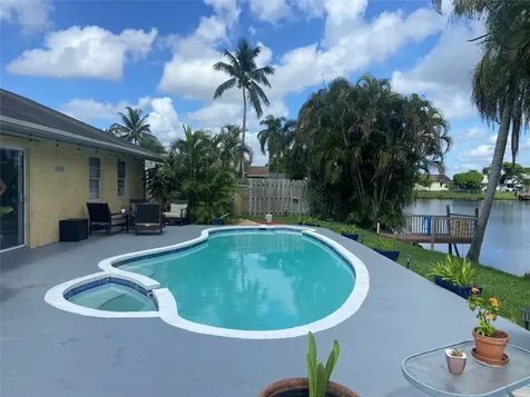 8101 SW 14th Street North Lauderdale FL 33068