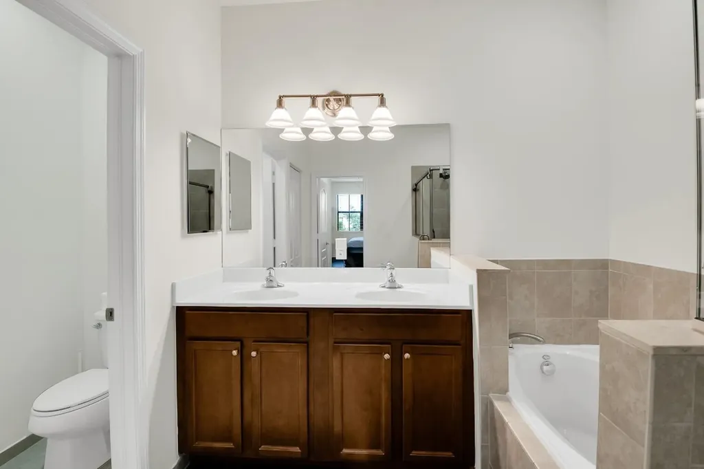8455 Lakeview Trail Parkland FL 33076