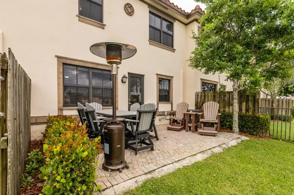 8455 Lakeview Trail Parkland FL 33076