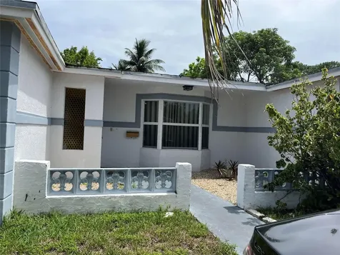 3420 NW 39th Street Lauderdale Lakes FL 33309