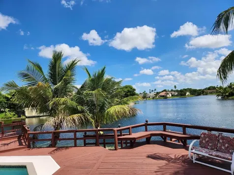 11750 Rose Way Hollywood FL 33026