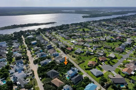 122 Via Madrid Ormond Beach FL 32176