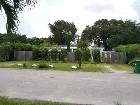 240 S Biscayne River Drive Miami FL 33169