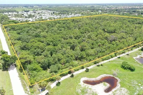 8655 12th Street Vero Beach FL 32966