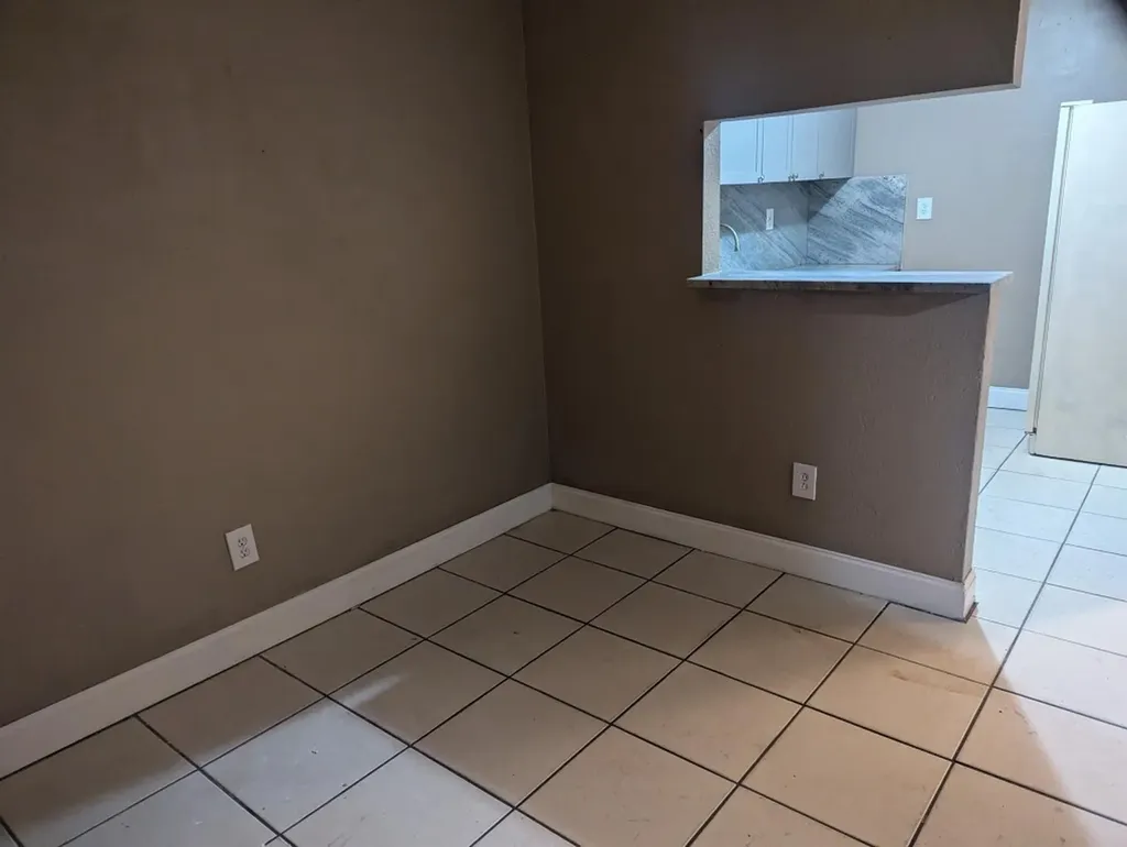 2670 10 Street Pompano Beach FL 33069
