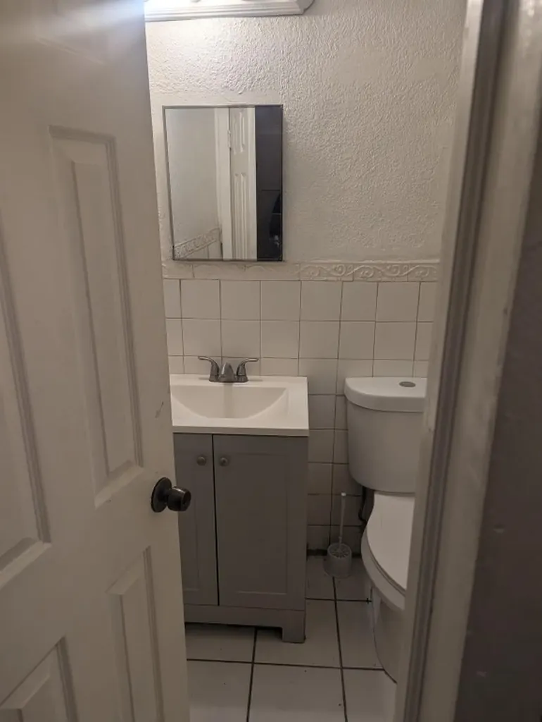 2670 10 Street Pompano Beach FL 33069