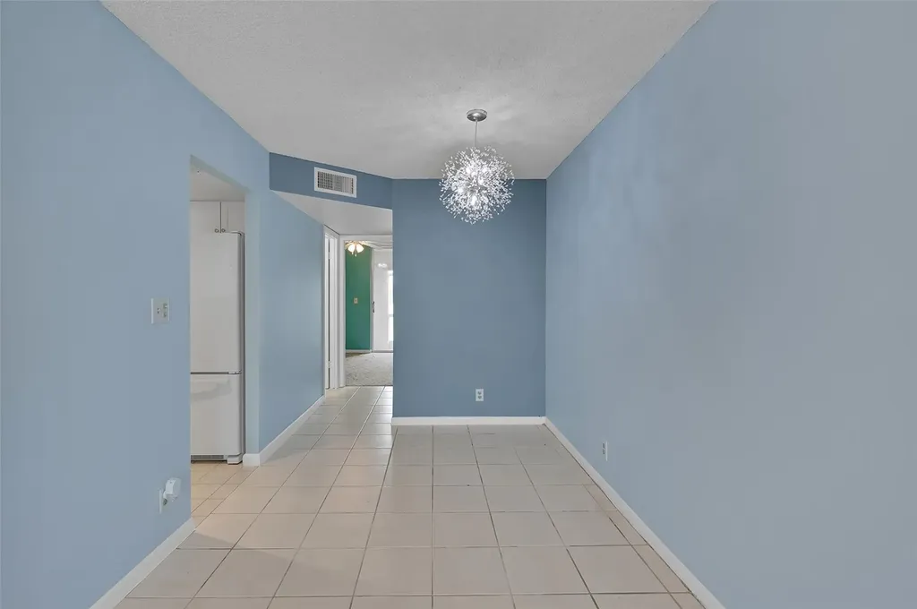 9121 Sunrise Lakes Boulevard Sunrise FL 33322