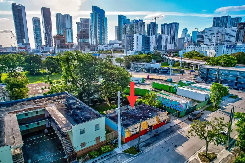 1139 NW 2nd Avenue Miami FL 33136
