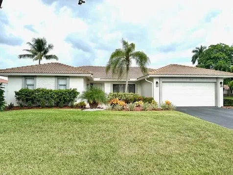 615 NW 100th Lane Coral Springs FL 33071
