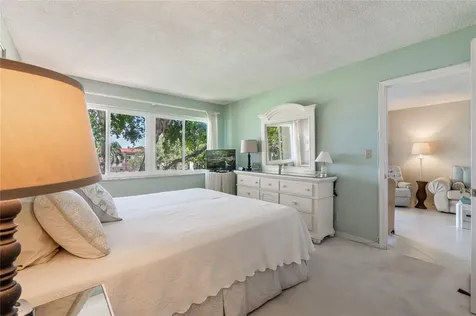 671 S Hollybrook Drive Pembroke Pines FL 33025