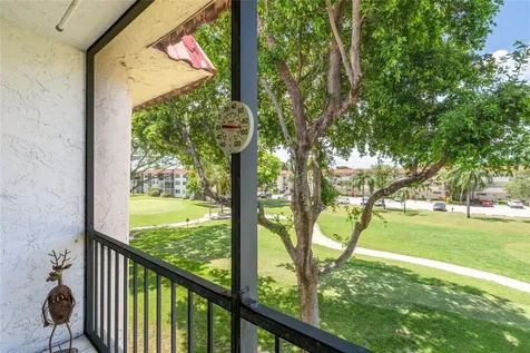 671 S Hollybrook Drive Pembroke Pines FL 33025
