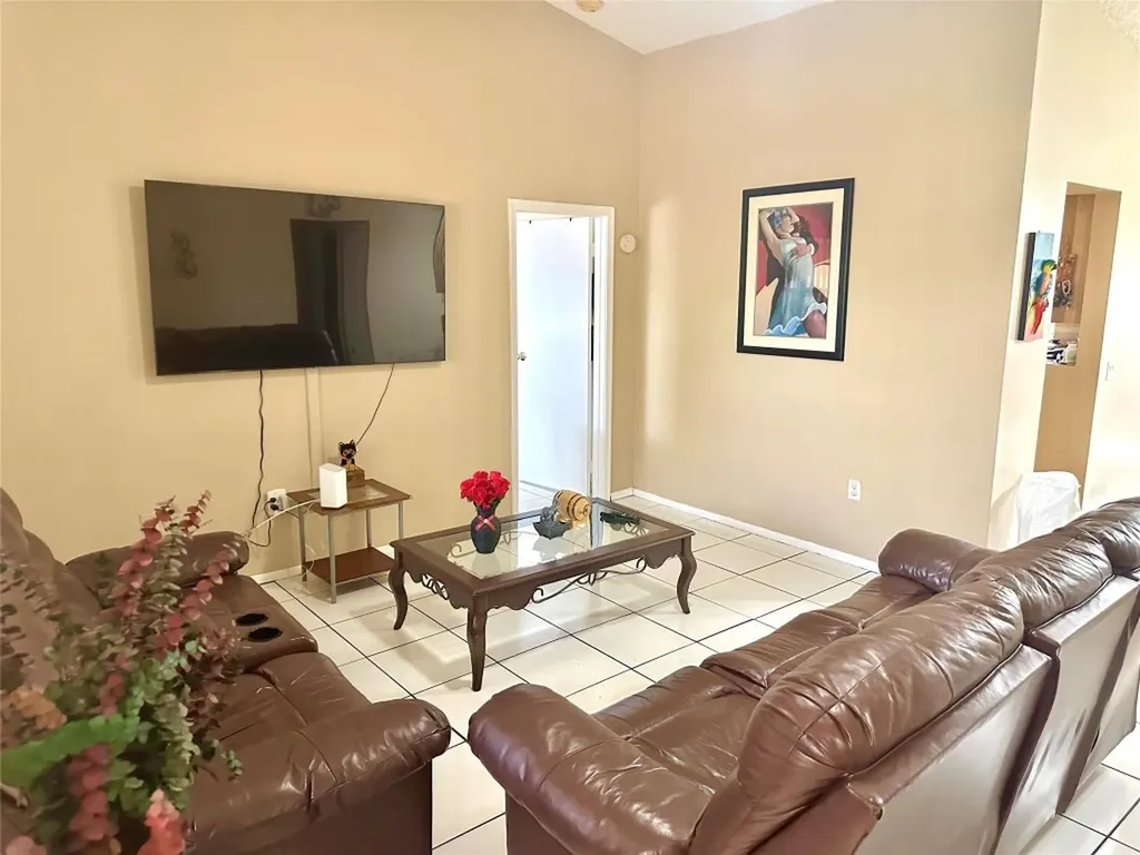 11771 NW 37th Street Sunrise FL 33323