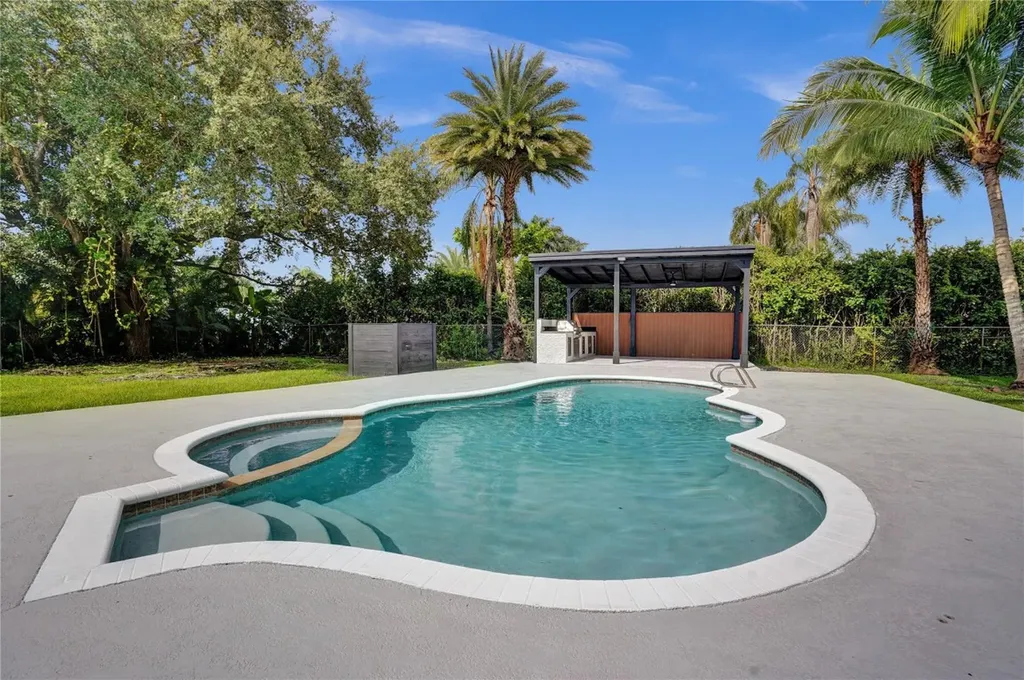 1451 SW 139th Avenue Davie FL 33325