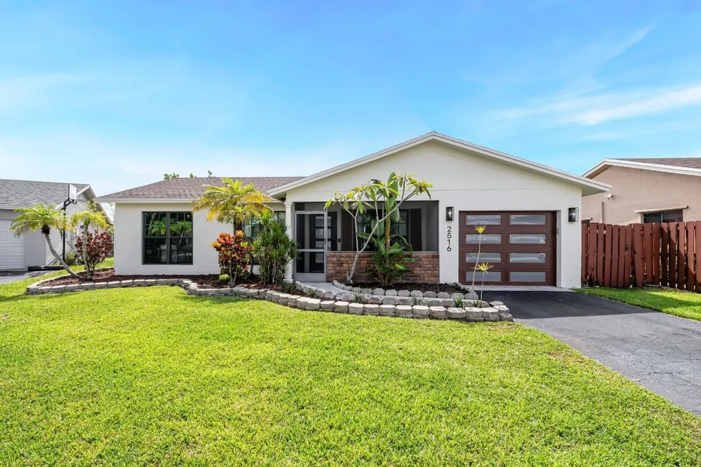 2516 NW 108th Terrace Sunrise FL 33322