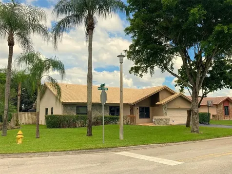 691 NW 111th Way Coral Springs FL 33071