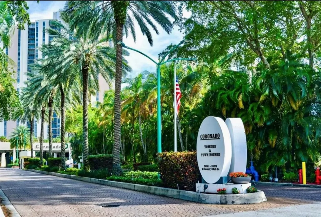 Aventura FL 33180
