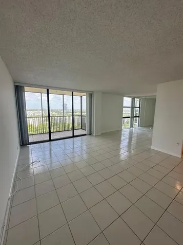 Aventura FL 33180