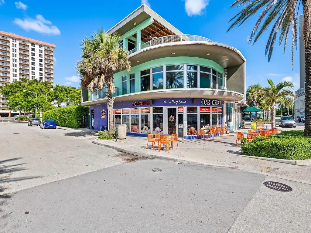 901 Sunrise Lane Fort Lauderdale FL 33304