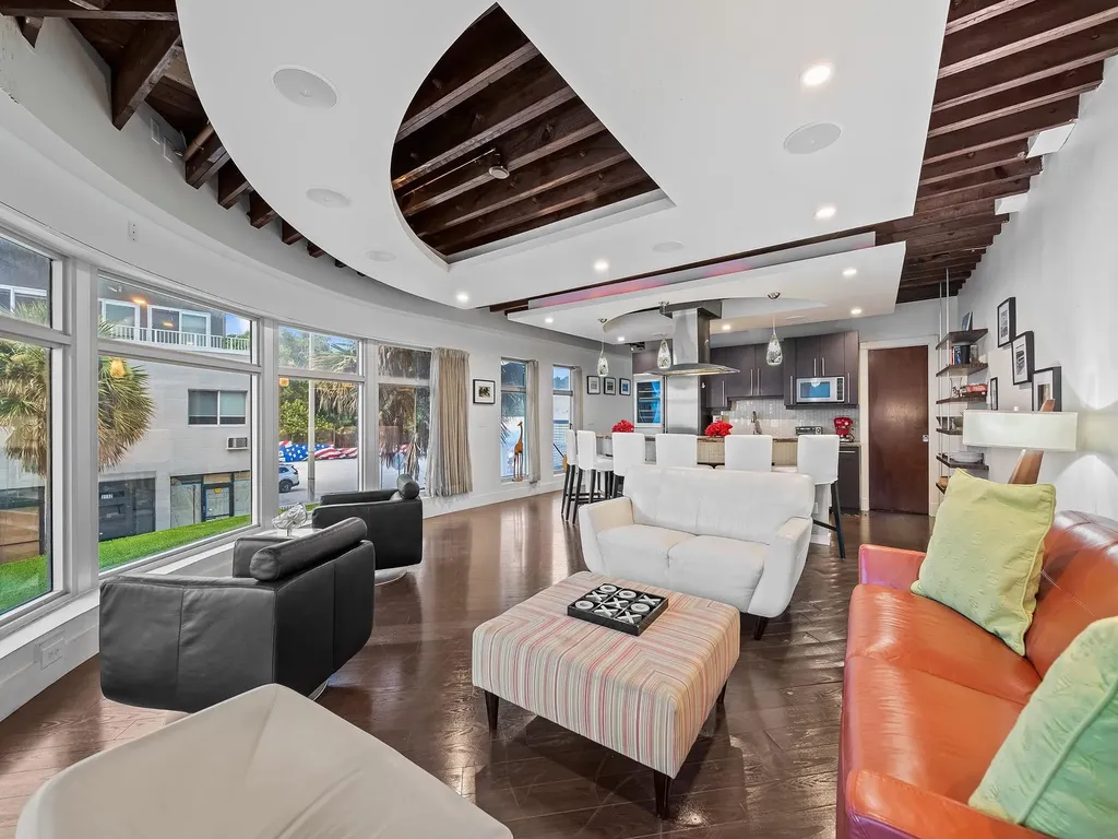 901 Sunrise Lane Fort Lauderdale FL 33304