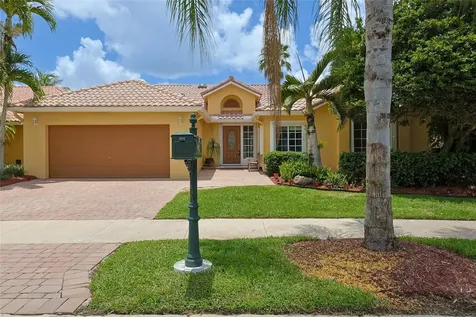 1087 Longview Weston FL 33326