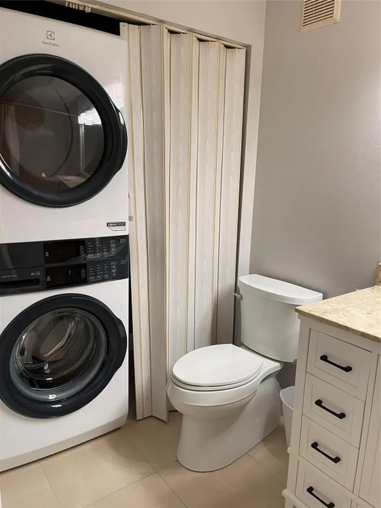 26 Crossings Circle Boynton Beach FL 33435