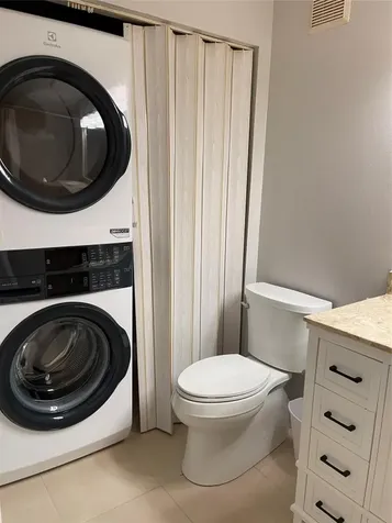 26 Crossings Circle Boynton Beach FL 33435