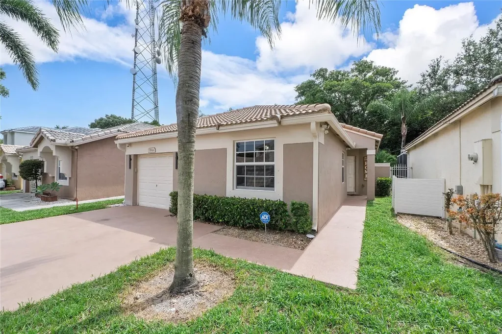 5844 Eagle Cay Terrace Coconut Creek FL 33073