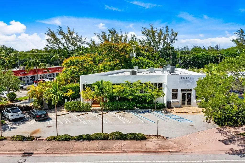 21 Harbor Drive Key Biscayne FL 33149