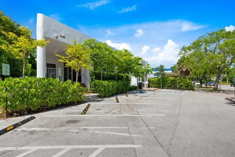 21 Harbor Drive Key Biscayne FL 33149