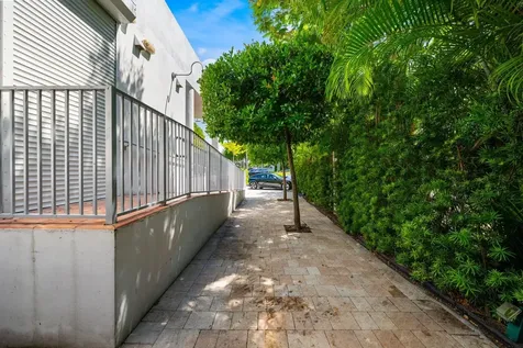 21 Harbor Drive Key Biscayne FL 33149
