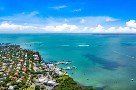21 Harbor Drive Key Biscayne FL 33149