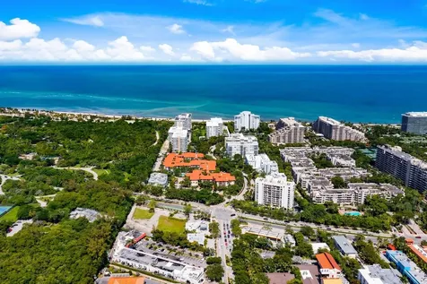 21 Harbor Drive Key Biscayne FL 33149
