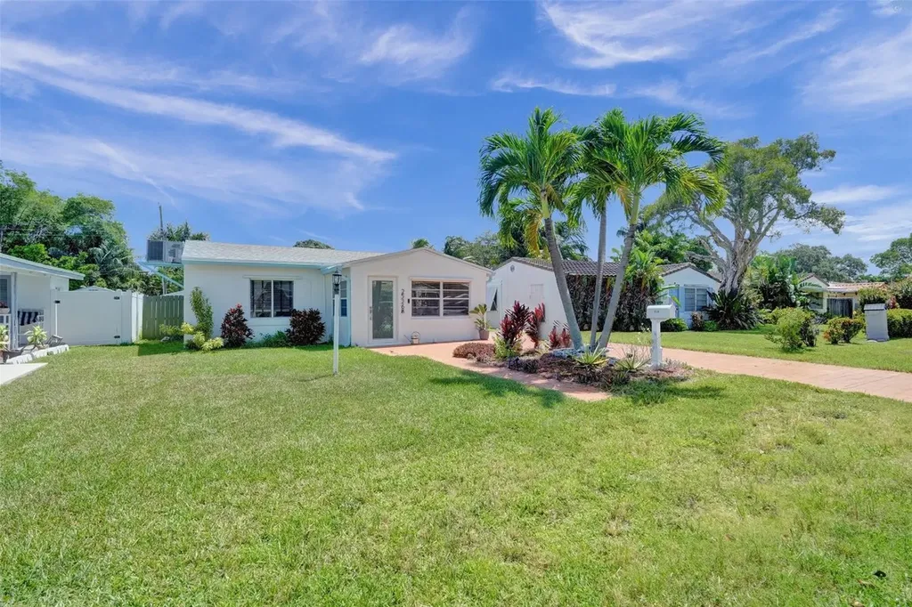 2526 Liberty Street Hollywood FL 33020