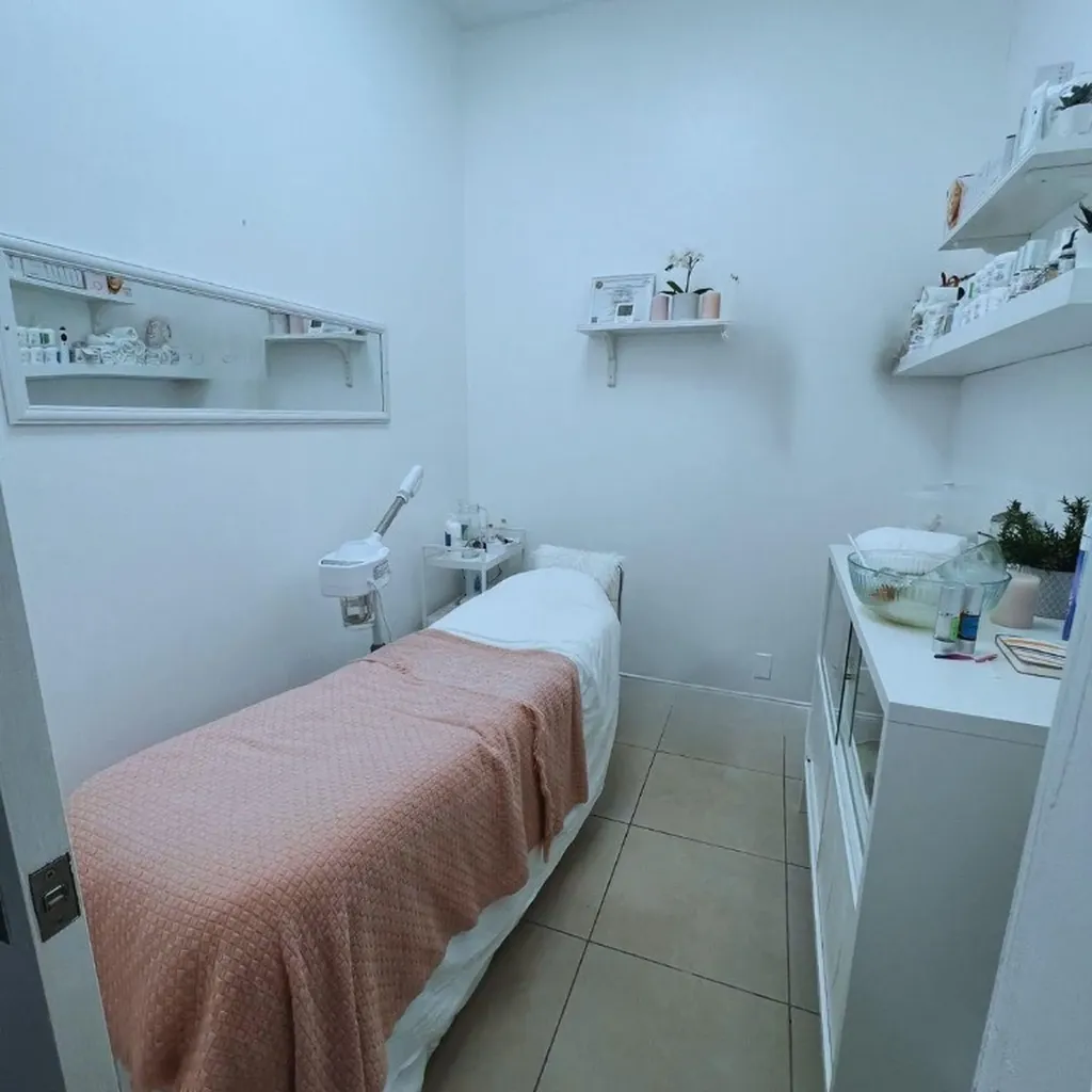 Pembroke Pines FL 33025