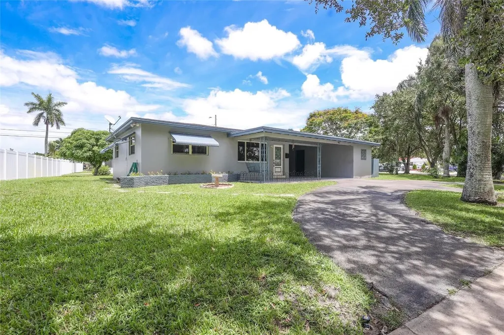 651 N 73rd Avenue Hollywood FL 33024