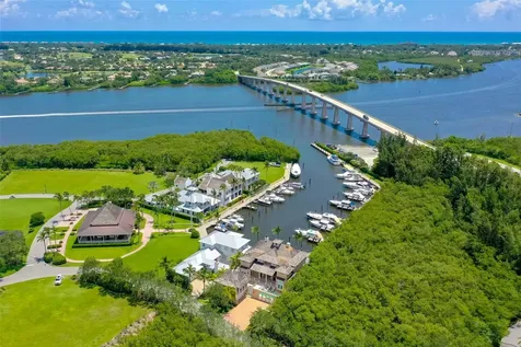 9260 E Marsh Island Drive Vero Beach FL 32963