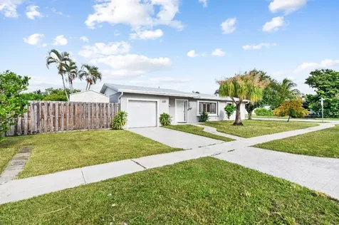 6802 Stardust North Lauderdale FL 33068