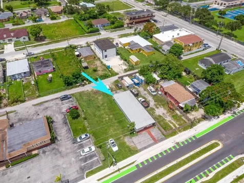 641 SW 8th Street Homestead FL 33030