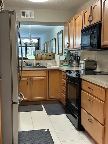 5609 Coral Lake Margate FL 33063