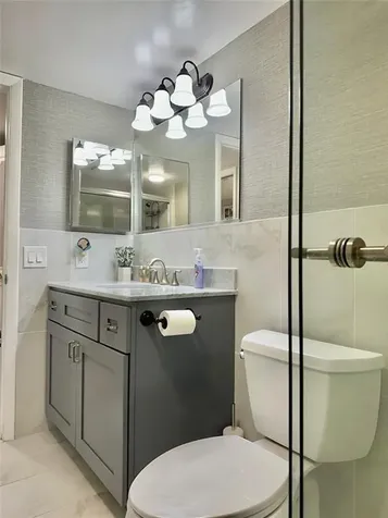 5609 Coral Lake Margate FL 33063