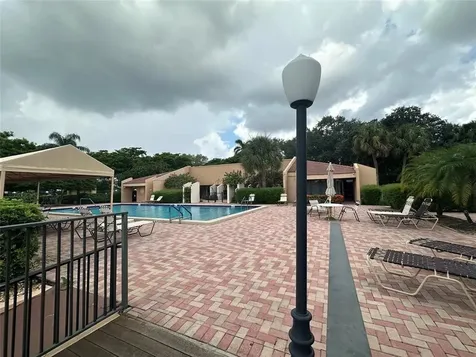 5609 Coral Lake Margate FL 33063