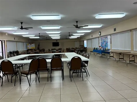5609 Coral Lake Margate FL 33063